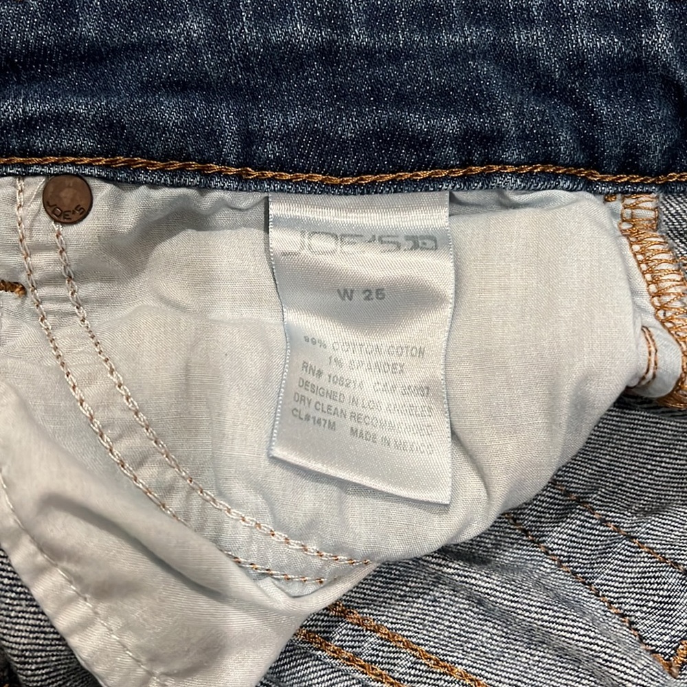 Joe’s denim shorts - Picture 3 of 3